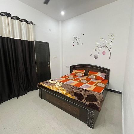 Rukmani Villas Group Of Rukmani Home Stay Mathura Exterior foto
