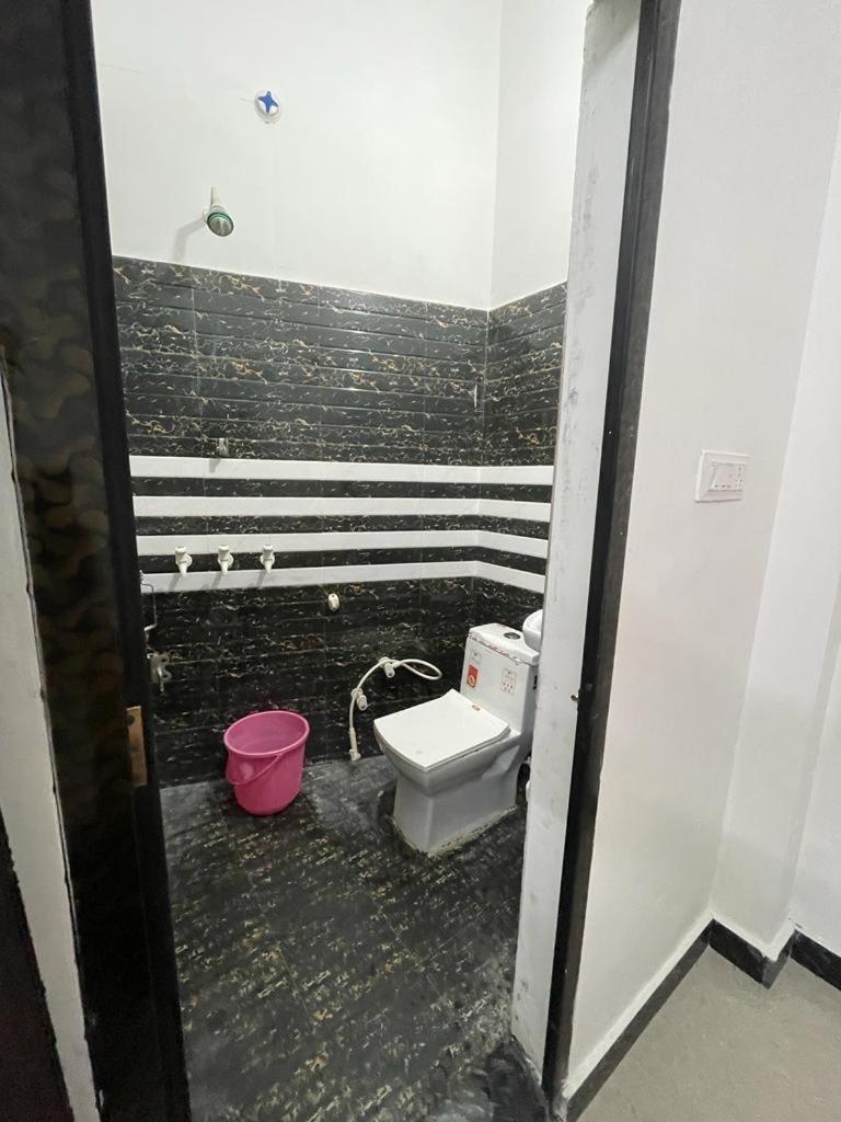 Rukmani Villas Group Of Rukmani Home Stay Mathura Exterior foto